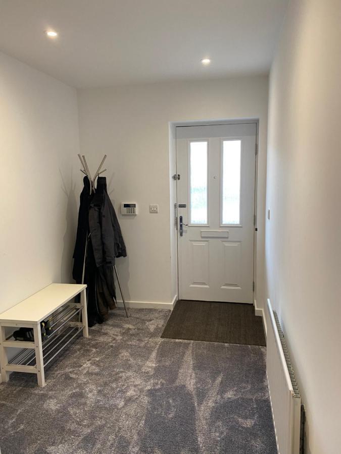 שורהאם-ביי-דה-סי Riverside Townhouse, Only 20 Minutes From Brighton And Worthing מראה חיצוני תמונה